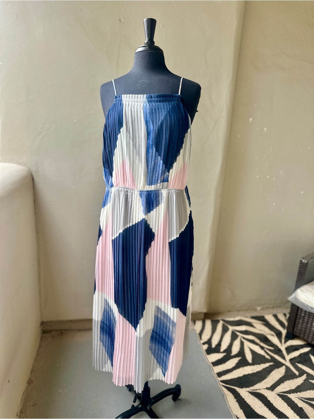 BANANA REPUBLIC Pleated Geometric Midi Dress Size 12